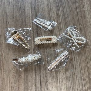 Six Hair clips